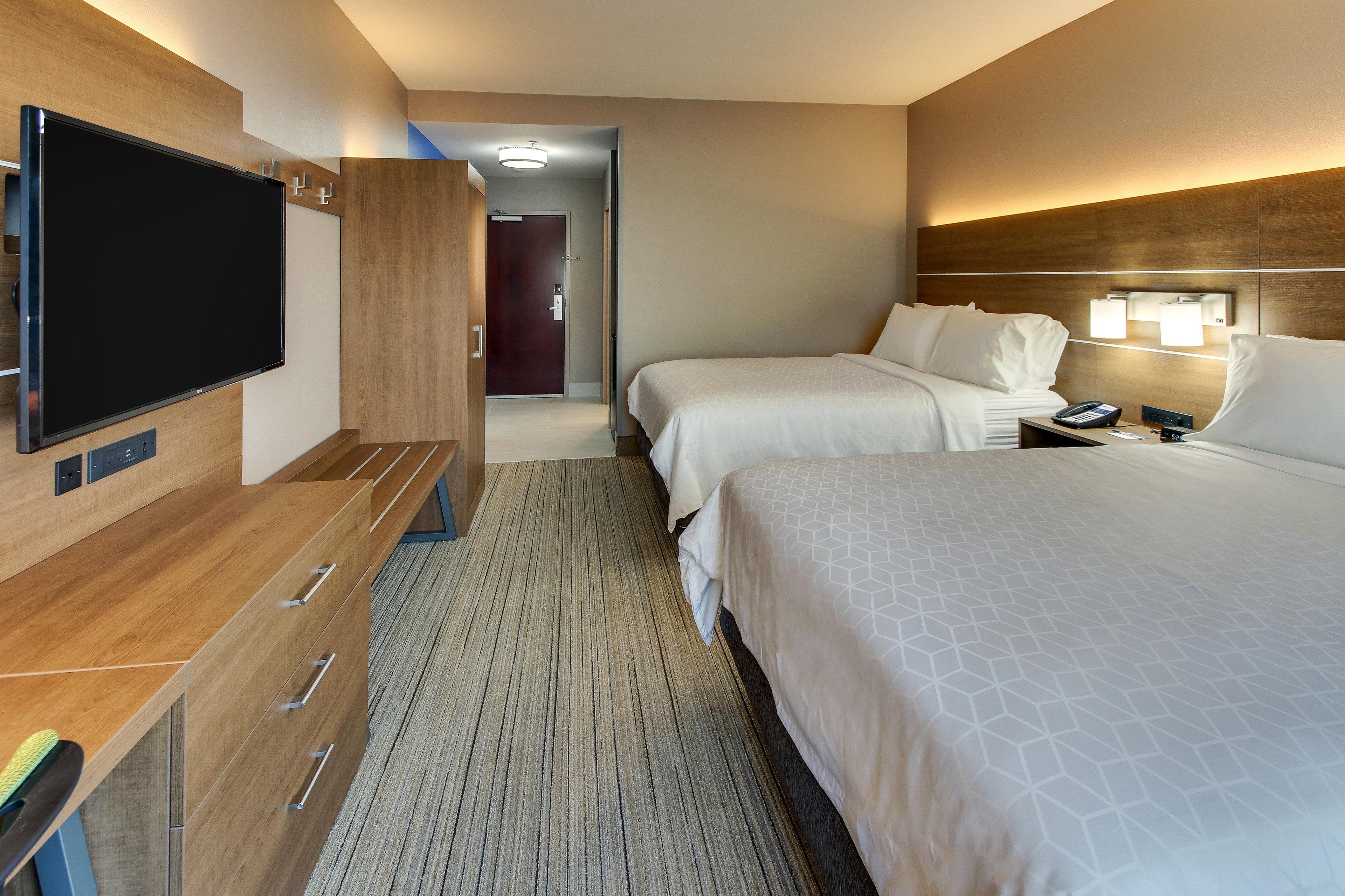 Holiday Inn Express Hotel & Suites Columbus-Fort Benning By Ihg Exterior photo